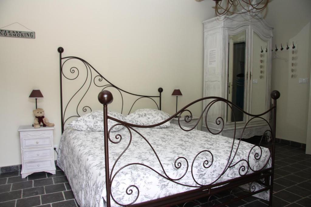 La Bastide De Fontaille Bed and Breakfast Saint-Félicien Kamer foto