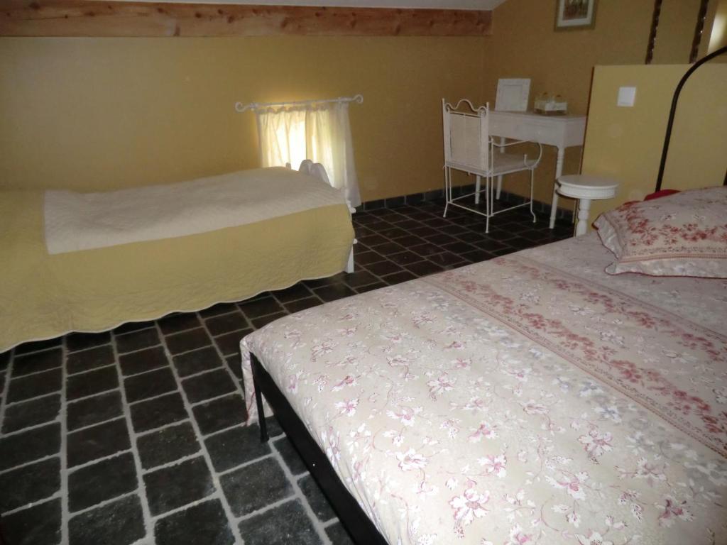 La Bastide De Fontaille Bed and Breakfast Saint-Félicien Kamer foto